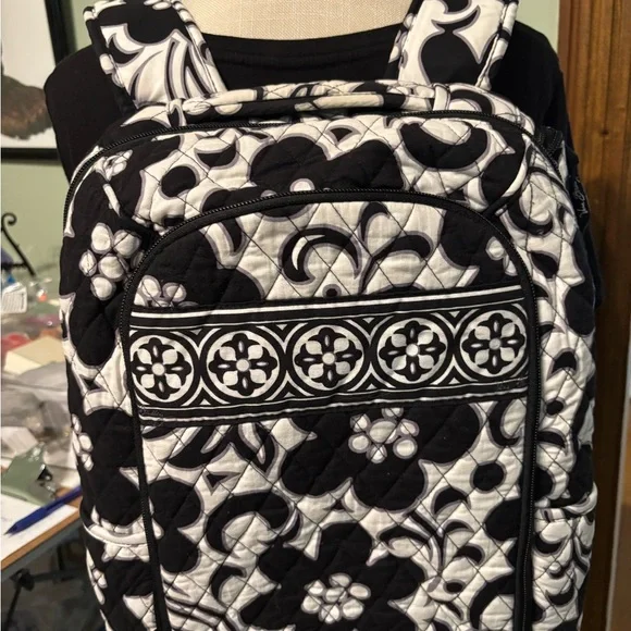 Vera Bradley | Bags | Vera Bradley Stellar Paisley Black  display picture 1